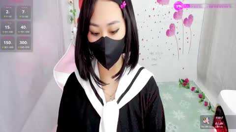 Lily online show from November 21, 2025, 8:29 pm