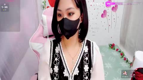 Lily online show from November 22, 2025, 9:03 pm