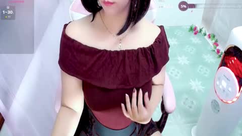 Lily online show from November 24, 2025, 8:41 pm