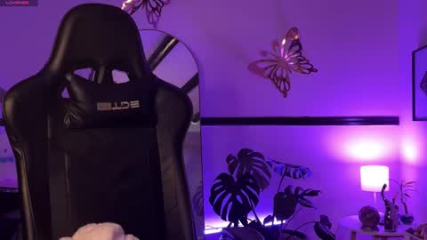 free            private online show from February 27, 2025, 3:58 am