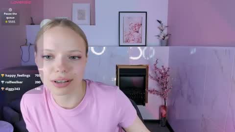 Snapshot of sweet_lucile chatting on May 25, 2026, 1:55 am Lucy online show from May 25, 2026, 1:55 am
