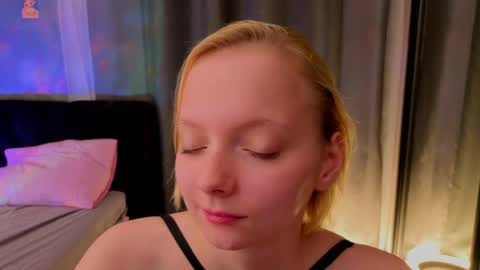 Lana online show from May 14, 2026, 4:47 pm