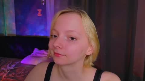Lana online show from May 18, 2026, 5:19 pm