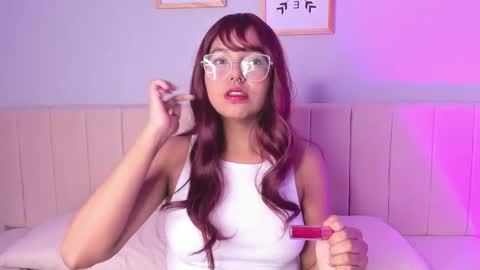 Camile online show from March 22, 2026, 3:26 pm