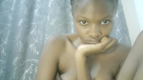 sweet_mellanie001 online show from March 11, 2025, 9:15 pm