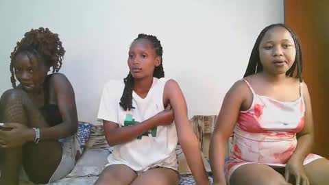 Linda online show from November 3, 2025, 5:03 pm