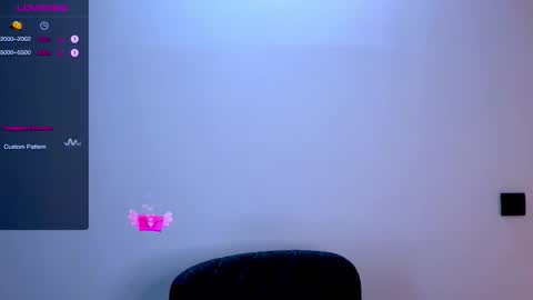 Mia online show from September 9, 2025, 10:37 am