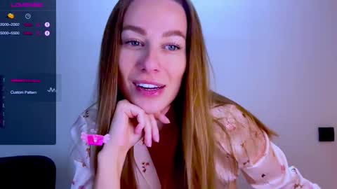 Mia online show from October 5, 2025, 11:41 am