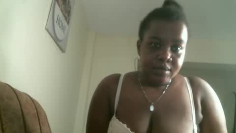 sweet_moh8 online show from October 25, 2025, 7:16 am