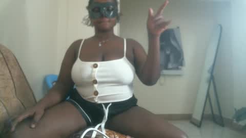 sweet_moh8 online show from October 28, 2025, 9:06 pm