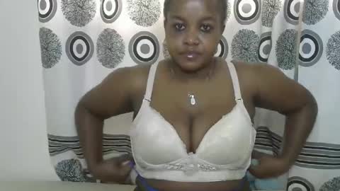 sweet_moh8 online show from November 1, 2025, 10:50 am