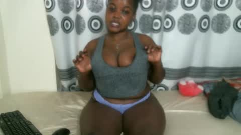 sweet_moh8 online show from November 9, 2025, 2:37 pm