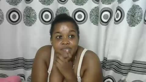 sweet_moh8 online show from November 20, 2025, 4:40 pm