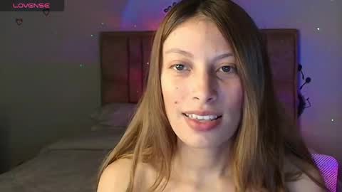 sweet_moon_v_ online show from January 12, 2026, 1:44 am