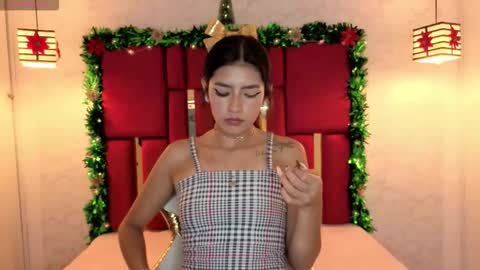  Daniela  online show from December 19, 2025, 7:10 pm