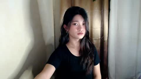 Snapshot of sweet_nylia chatting on July 17, 2026, 9:05 am sweet_nylia online show from July 17, 2026, 9:05 am