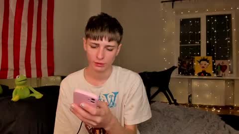 kira online show from December 23, 2024, 7:52 pm