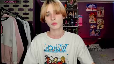 Snapshot of sweet_peach__ chatting on July 22, 2026, 3:48 pm kira online show from July 22, 2026, 3:48 pm