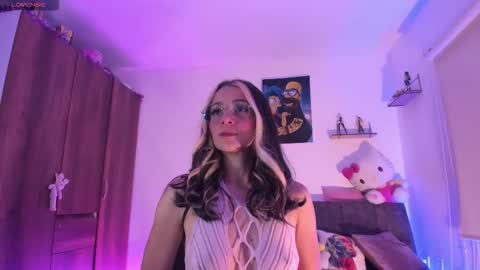 Snapshot of sweet_penny_ chatting on September 11, 2025, 11:49 pm Penny online show from September 11, 2025, 11:49 pm