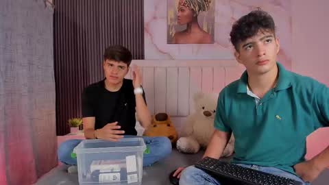 Petter online show from November 15, 2025, 12:56 pm