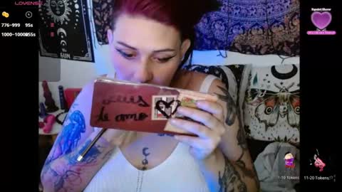 Snapshot of sweet_poison_666 chatting on July 23, 2026, 10:29 pm sweet_poison_666 online show from July 23, 2026, 10:29 pm
