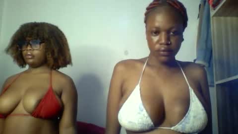 Snapshot of sweet_rayana_ chatting on April 20, 2026, 2:14 am sweet rayana online show from April 20, 2026, 2:14 am