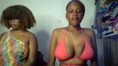 Snapshot of sweet_rayana_ chatting on April 23, 2026, 2:35 am sweet rayana online show from April 23, 2026, 2:35 am
