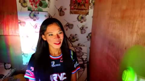 Snapshot of sweet_sexyzhiennexxx chatting on November 21, 2025, 10:36 am Zhienne online show from November 21, 2025, 10:36 am