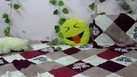 Snapshot of sweet_shivani chatting on June 13, 2026, 4:32 am sweet_shivani online show from June 13, 2026, 4:32 am