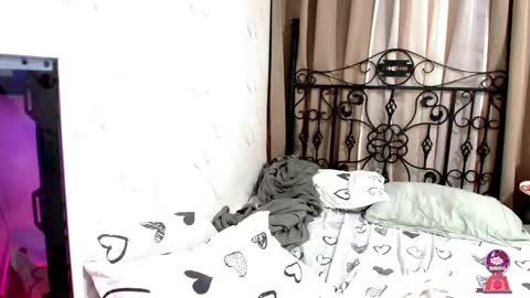 Leah online show from February 28, 2026, 1:39 am