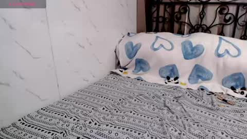 Leah online show from April 22, 2026, 7:33 am