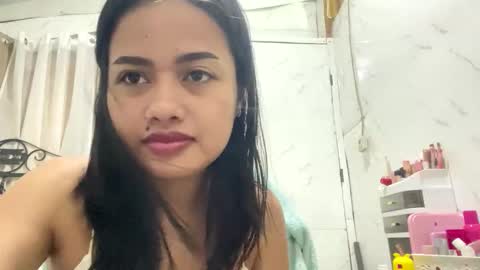 Leah online show from May 1, 2026, 12:43 pm