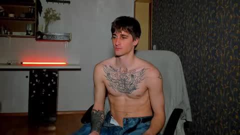 sweet_smith8 online show from March 12, 2026, 8:37 pm