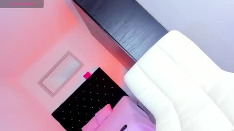 Snapshot of sweet_stacie chatting on May 2, 2026, 2:55 pm sweet_stacie online show from May 2, 2026, 2:55 pm