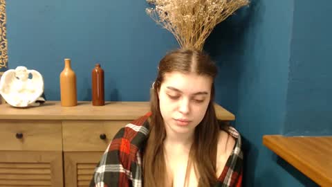 Rebecca online show from March 4, 2025, 11:08 am