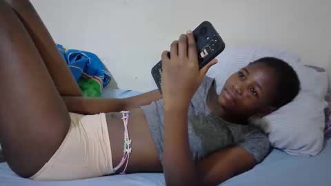 Tatty online show from November 24, 2025, 11:04 pm