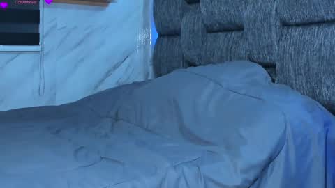 Isabella online show from February 23, 2025, 11:04 pm