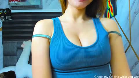 Isabella online show from April 24, 2026, 10:01 pm