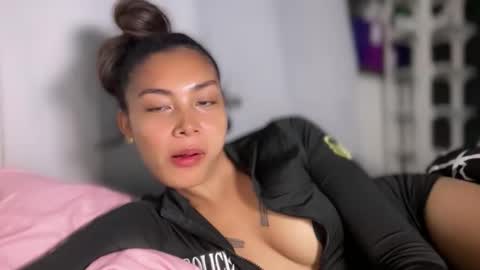 Snapshot of sweet_trishaxx chatting on May 23, 2026, 7:02 am Trisha online show from May 23, 2026, 7:02 am