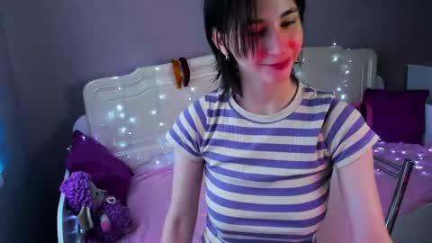 Snapshot of sweet_vanillopa chatting on July 7, 2026, 7:23 am Carolina Lu online show from July 7, 2026, 7:23 am
