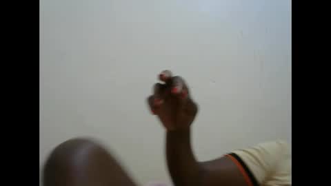 sweet_veebouset online show from April 19, 2026, 4:01 am