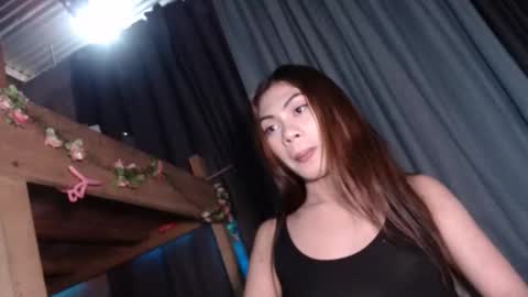 sweet_vell online show from March 21, 2026, 11:59 am