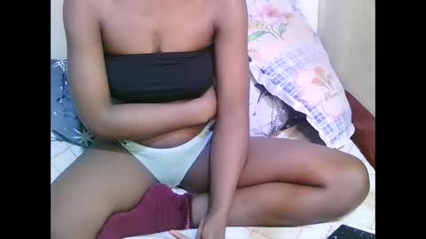 sweet_vishy online show from December 1, 2025, 10:04 pm