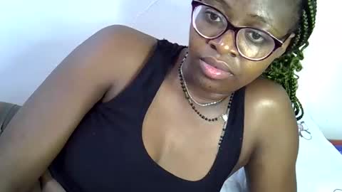 Snapshot of sweet_zarah chatting on May 11, 2026, 4:04 pm sweet_zarah online show from May 11, 2026, 4:04 pm