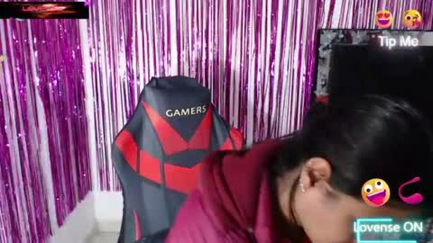 Snapshot of sweetalmaa chatting on July 23, 2026, 9:51 am Alma online show from July 23, 2026, 9:51 am