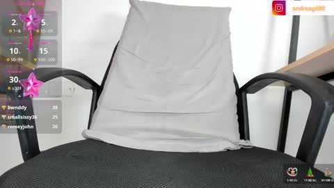 Andrea Cheryl GiLandreagil80 In Instagram online show from December 14, 2024, 9:29 am