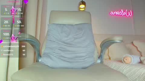 Andrea Cheryl GiLandreagil80 In Instagram online show from March 4, 2025, 7:01 pm