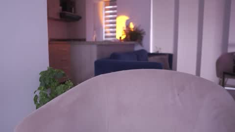 Camila online show from November 13, 2025, 9:25 pm