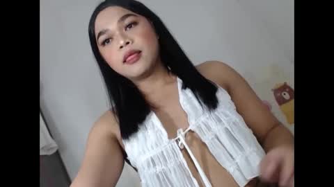 Leith Madrigal online show from September 12, 2025, 3:34 pm