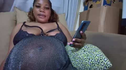 Sweetateka online show from December 1, 2025, 9:09 pm